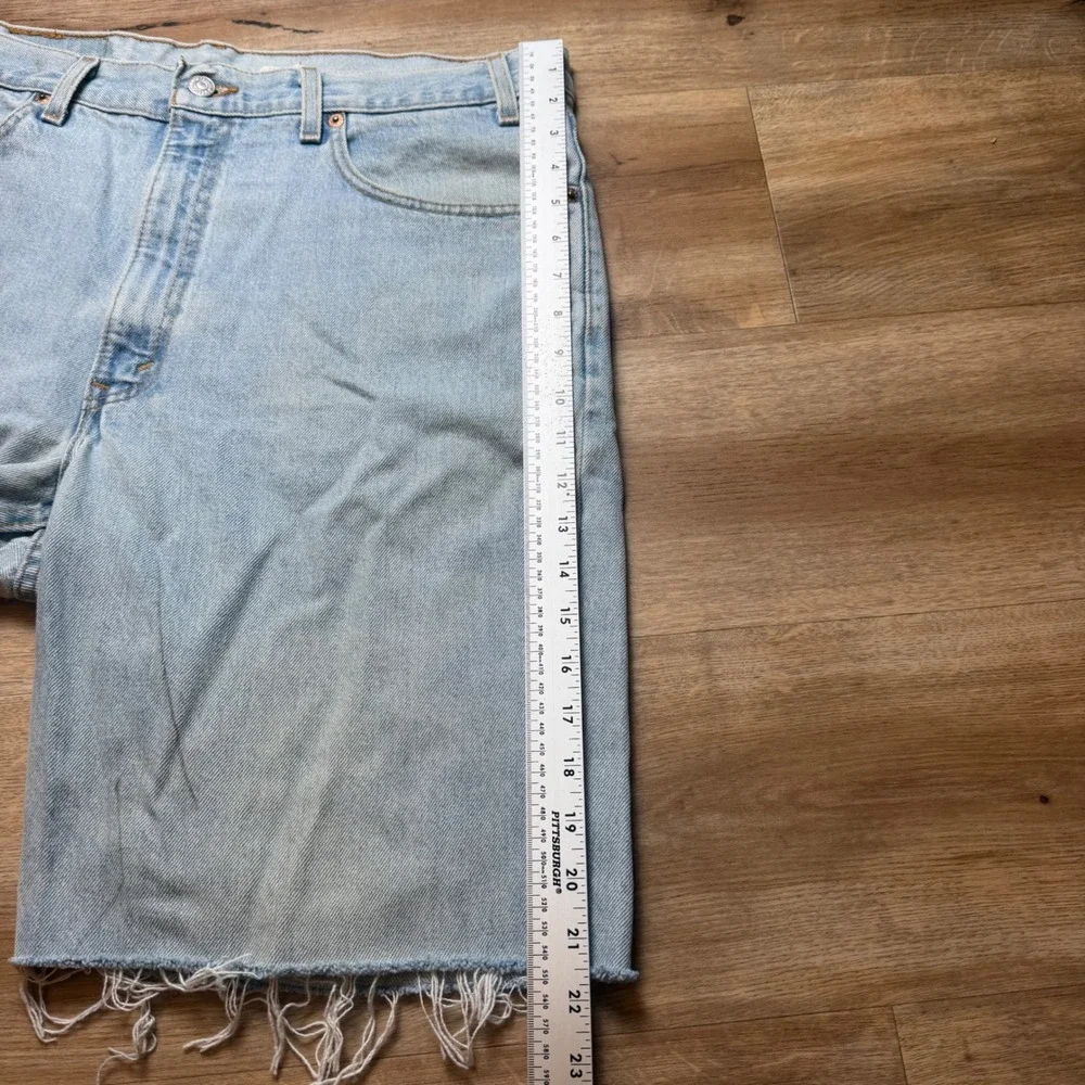 Vintage Levi's 550 Jean Shorts Mens 38 Blue Relaxed Fit Cut Off Made in USA
